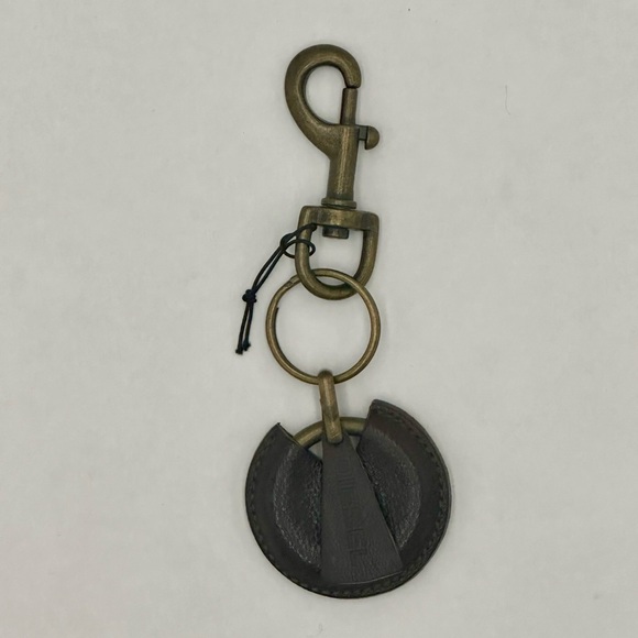 Diesel Keychain - Picture 1 of 6